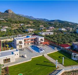 8 bedroom luxury villa with pool near Koutsounari, sleeps 16